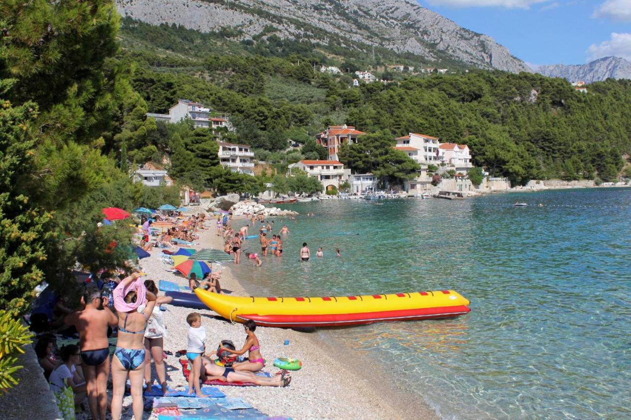 Apartments With A Parking Space Brela, Makarska - 16603 외부 사진