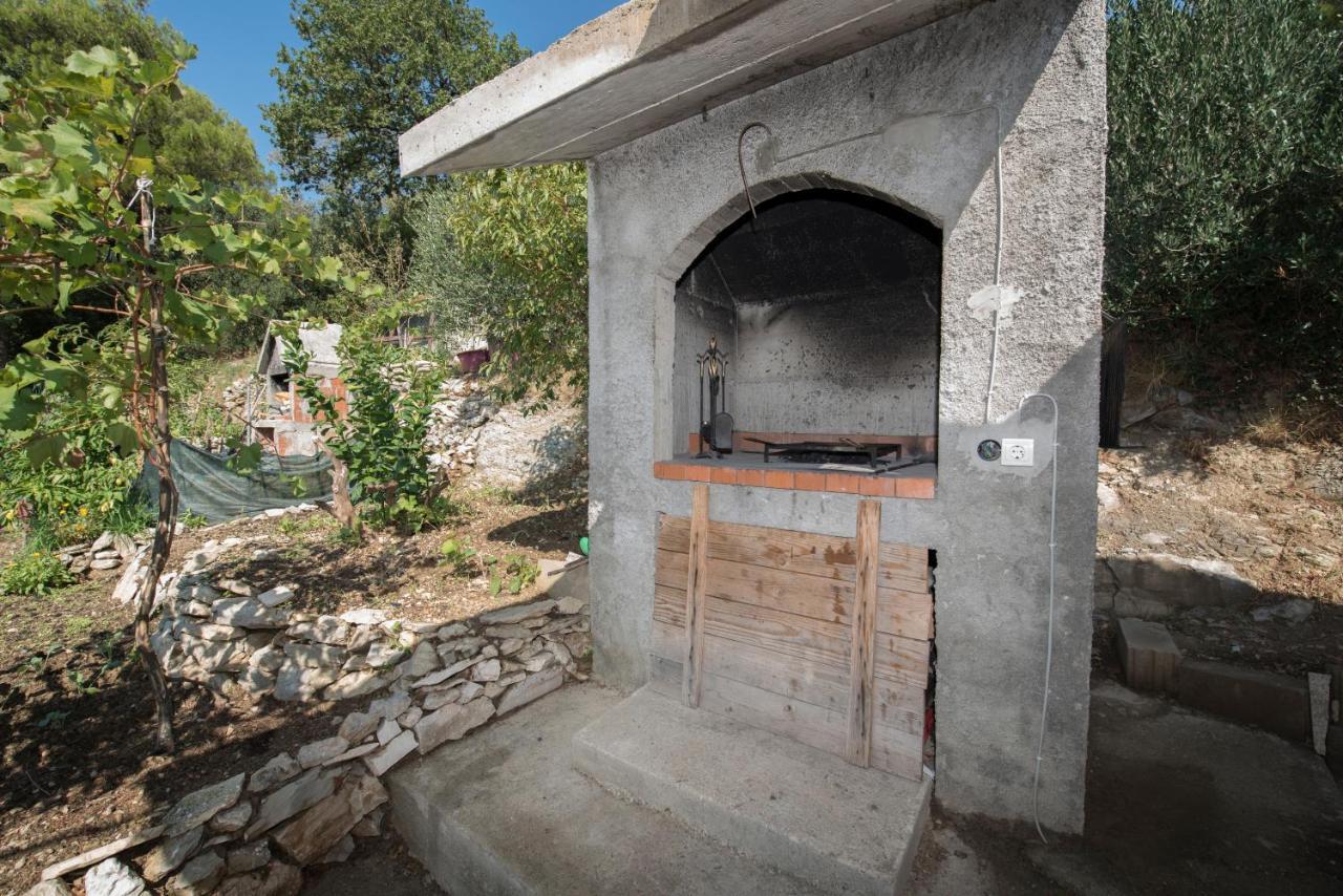 Apartments With A Parking Space Brela, Makarska - 16603 외부 사진