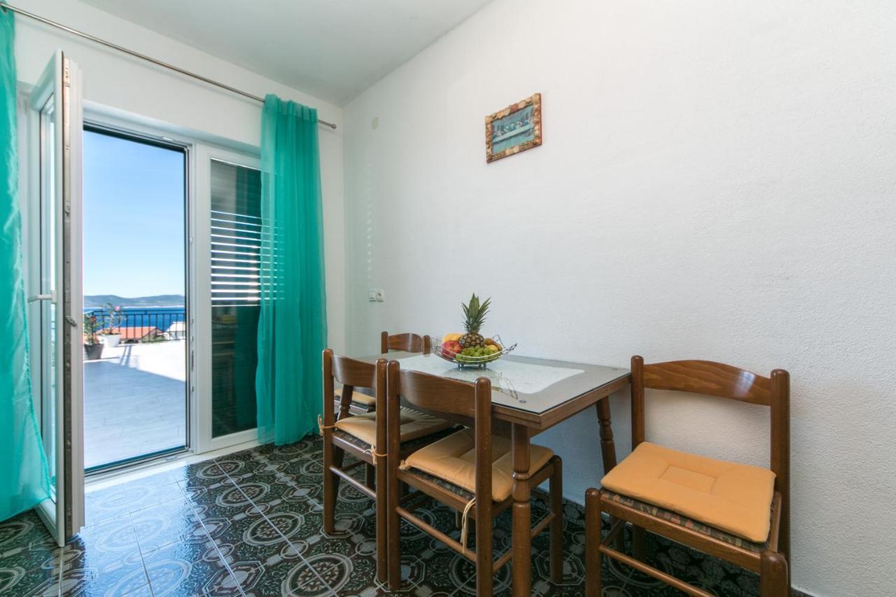 Apartments With A Parking Space Brela, Makarska - 16603 외부 사진