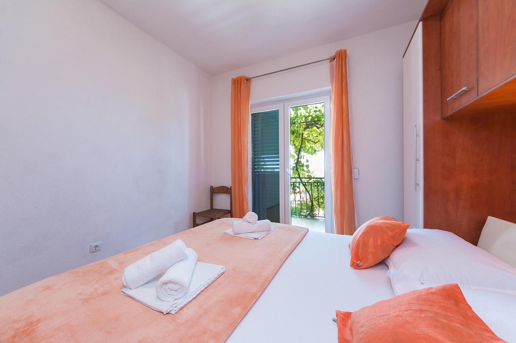 Apartments With A Parking Space Brela, Makarska - 16603 객실 사진