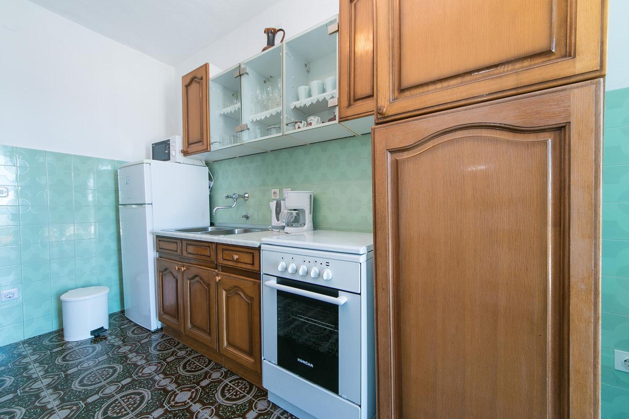Apartments With A Parking Space Brela, Makarska - 16603 객실 사진