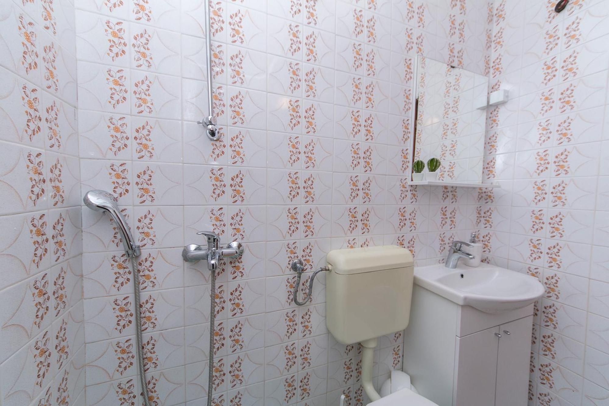 Apartments With A Parking Space Brela, Makarska - 16603 객실 사진